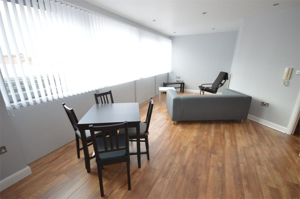 Property photo 3 of 7