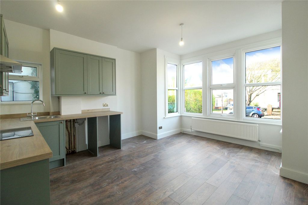 Property photo 2 of 9 Picture No. 05