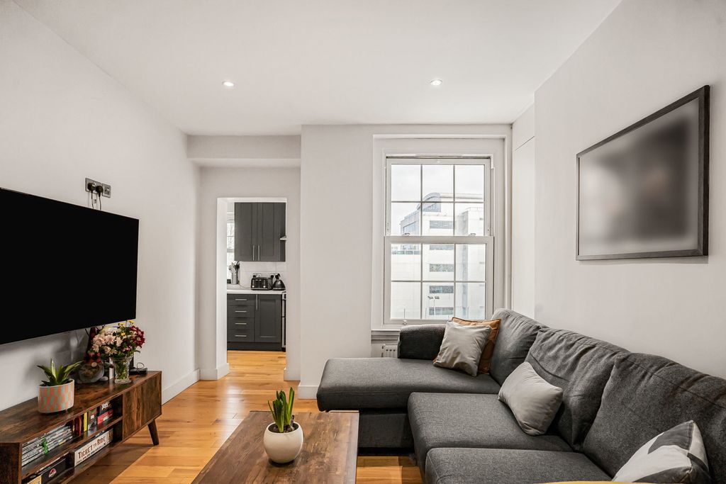 Property photo 1 of 27 Reception Room