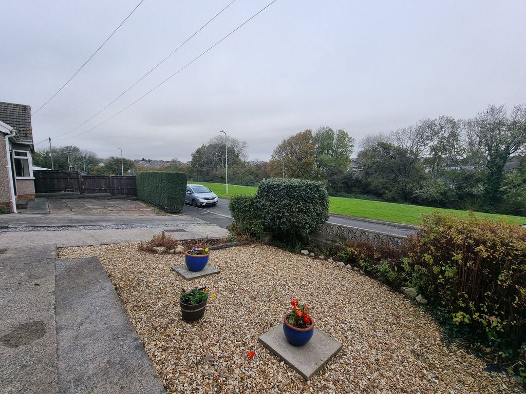 Property photo 2 of 19 Garden