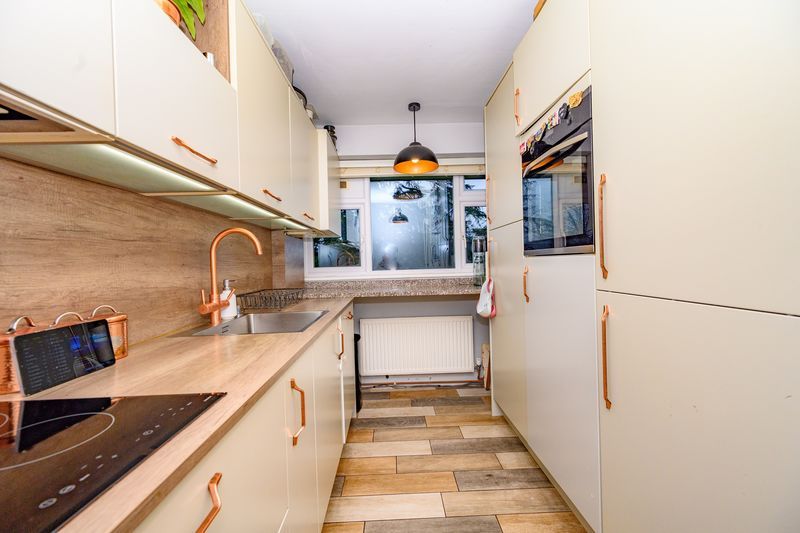 Property photo 3 of 15 Kitchen