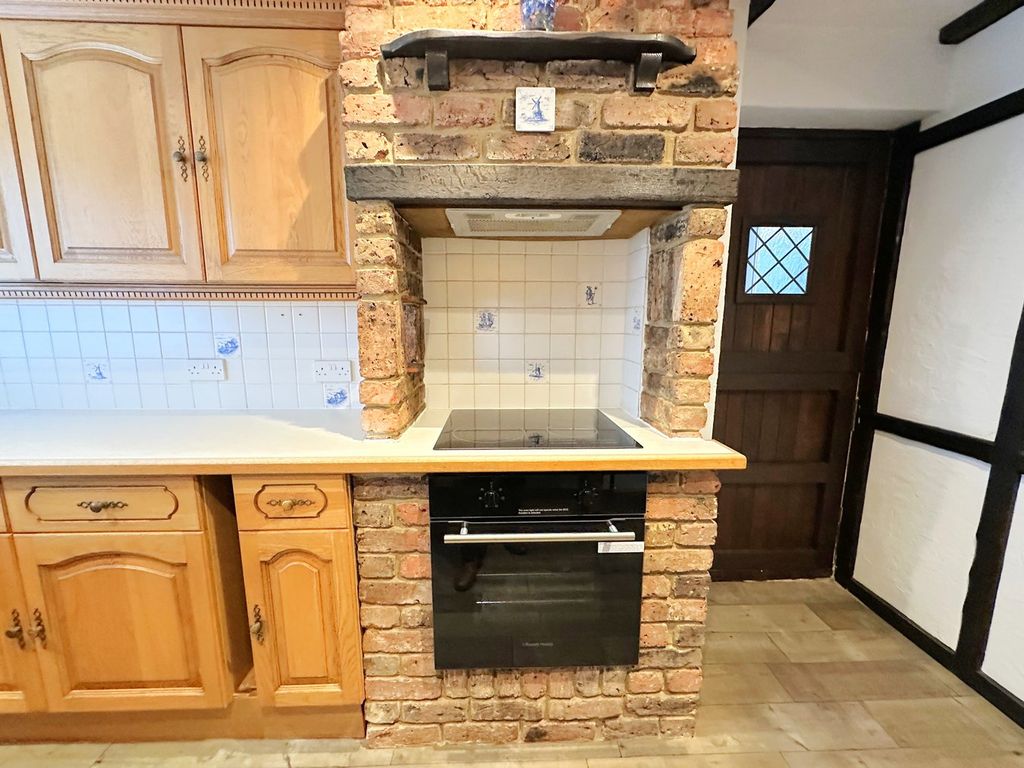 Property photo 2 of 22