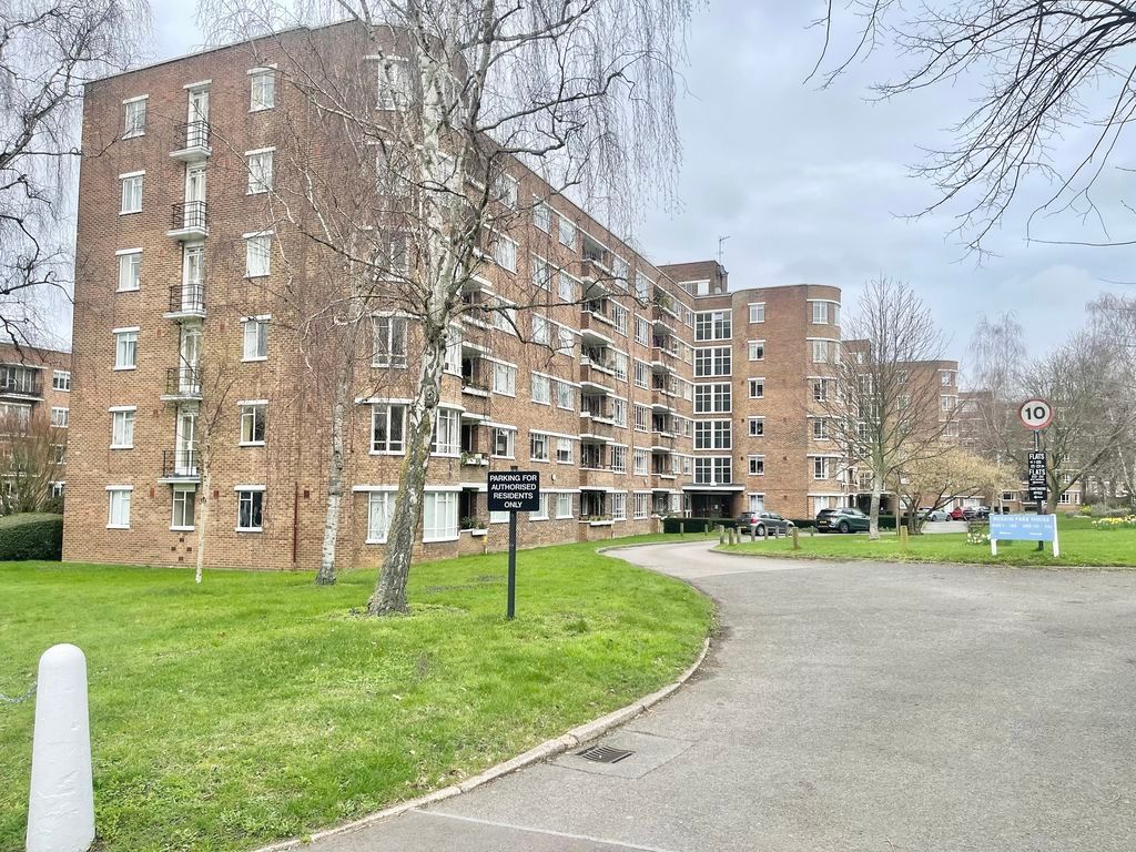 Property photo 2 of 6 Photo 6