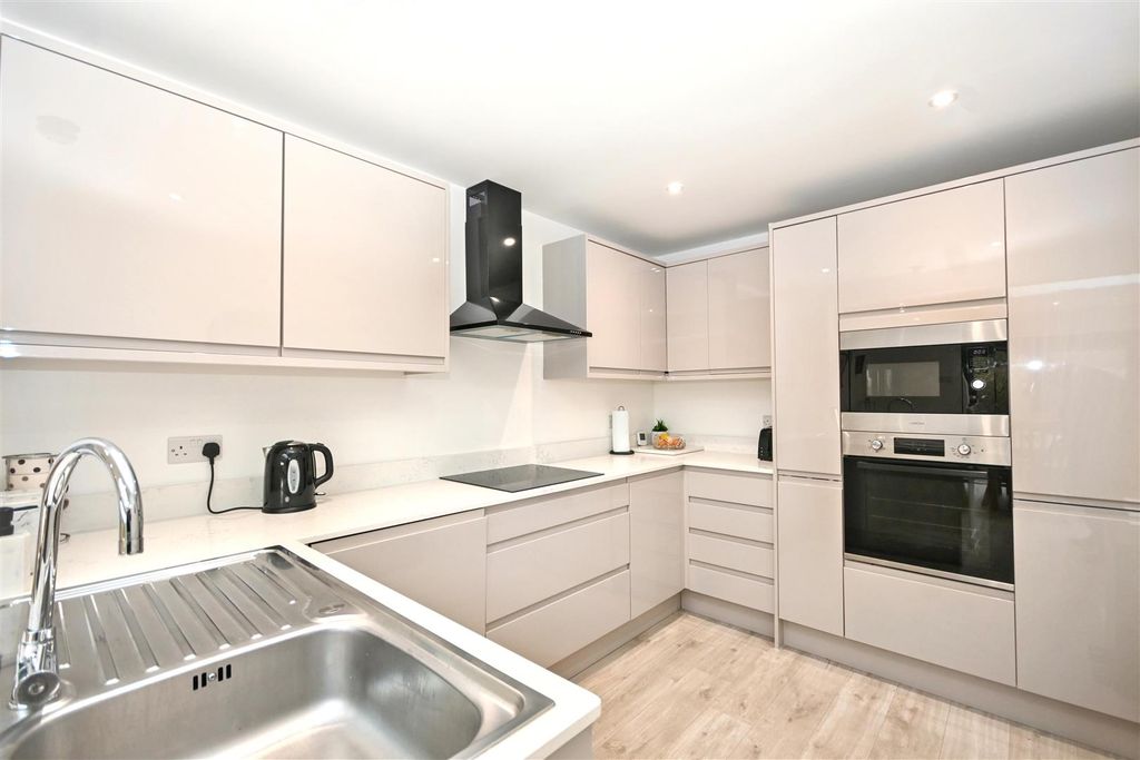 Additional image 59 of 6 bed detached house for saleWallsend Road, Pevensey BN24