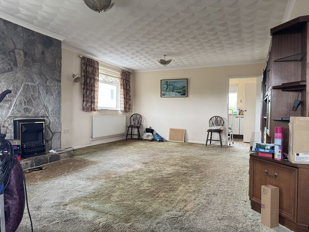 Property photo 3 of 18 Not Specified