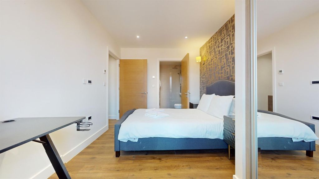 Property photo 3 of 20 64F1Fa0c642Ea6F94B817778_A7B33d169Fff21A41A6805B1B