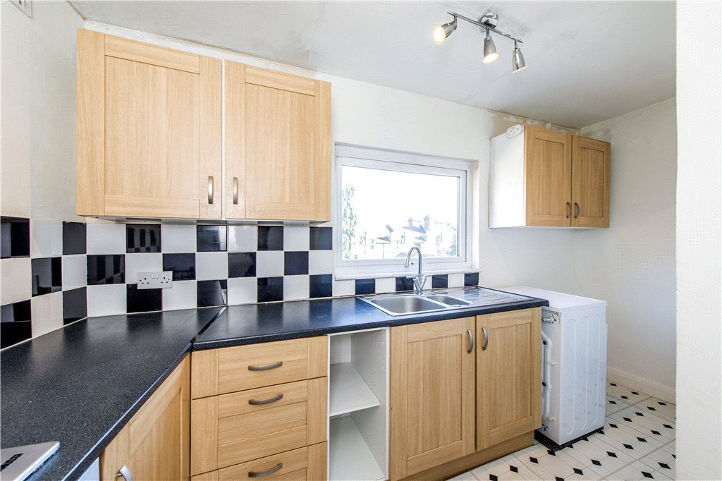 Property photo 3 of 13 Kitchen