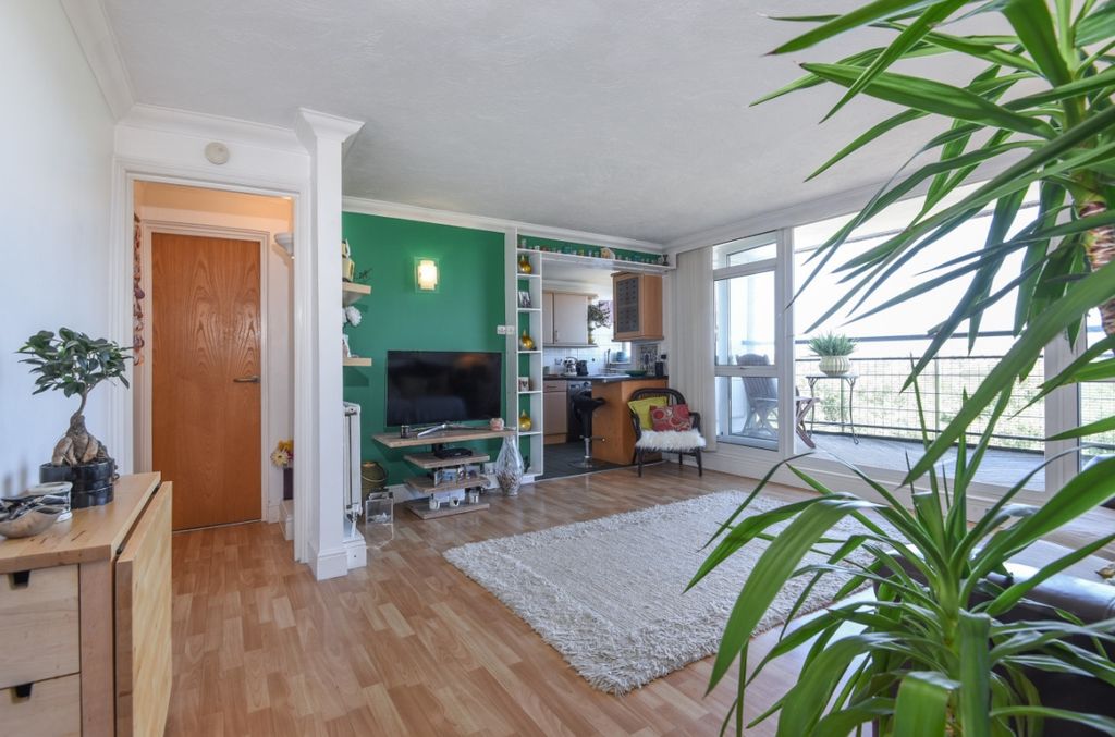 Property photo 2 of 6 318187 (1)c