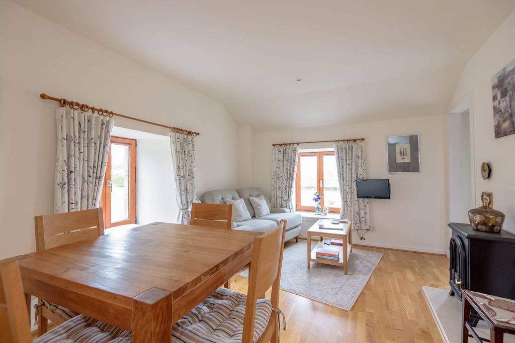 Property photo 3 of 25 Property Image 3