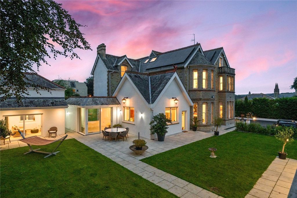 Property photo 1 of 32 Picture No. 39