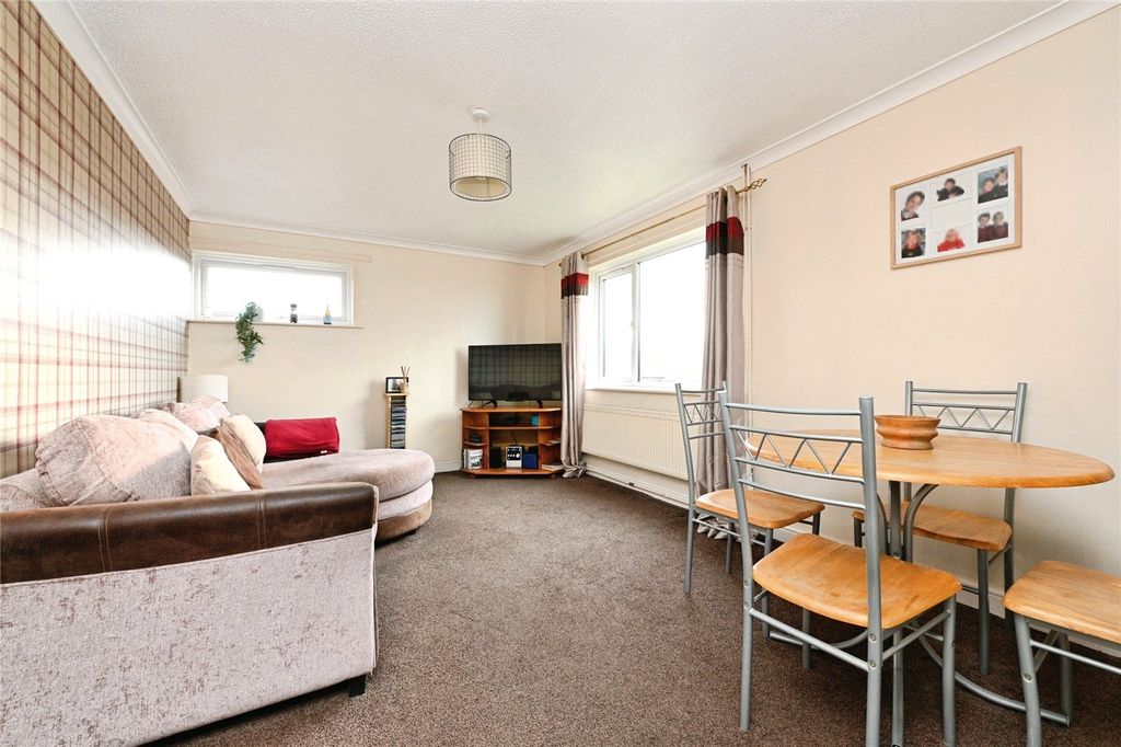 Property photo 2 of 21 Picture No. 68