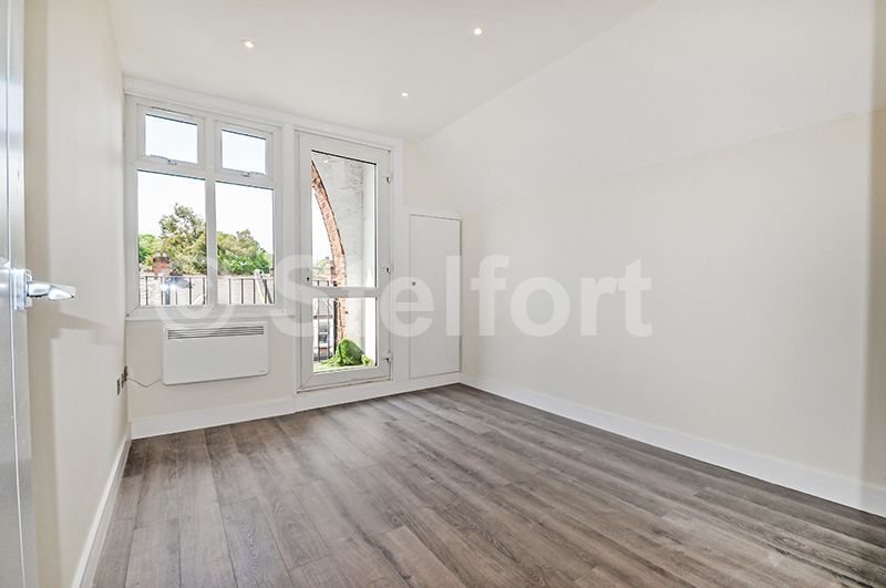 Property photo 2 of 6