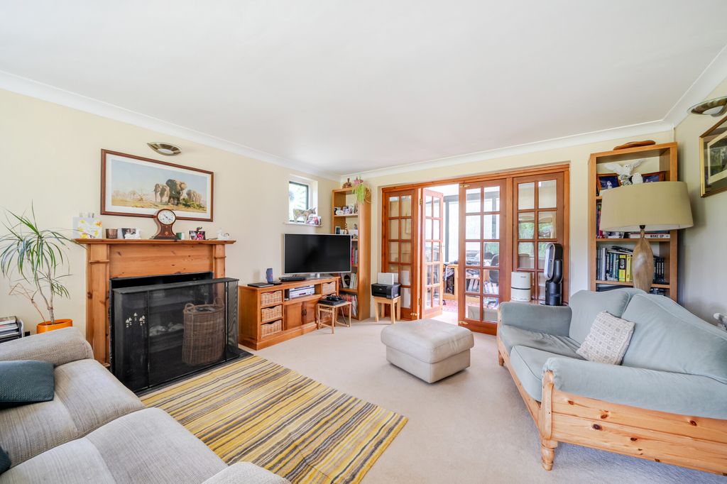 Property photo 2 of 14