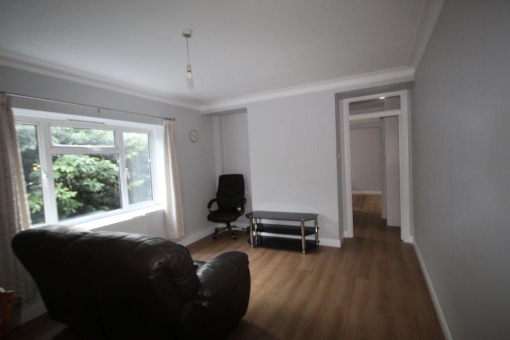 Property photo 2 of 7 Gallery