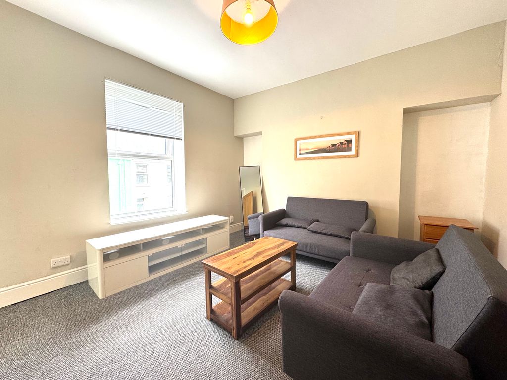 Property photo 3 of 6 1st Floor 23 Arundel Crescent