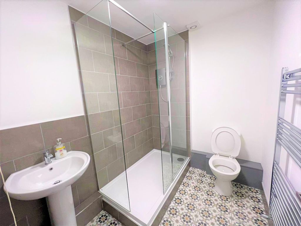 Property photo 3 of 39 Img-20230215-Wa0002.Jpg