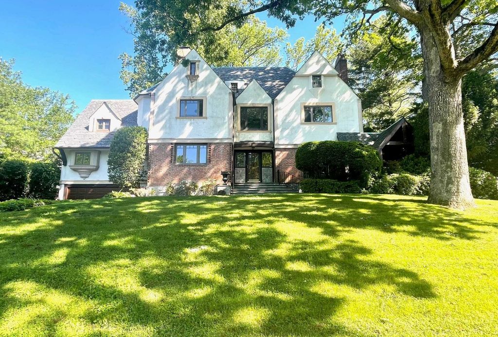 Property photo 1 of 30