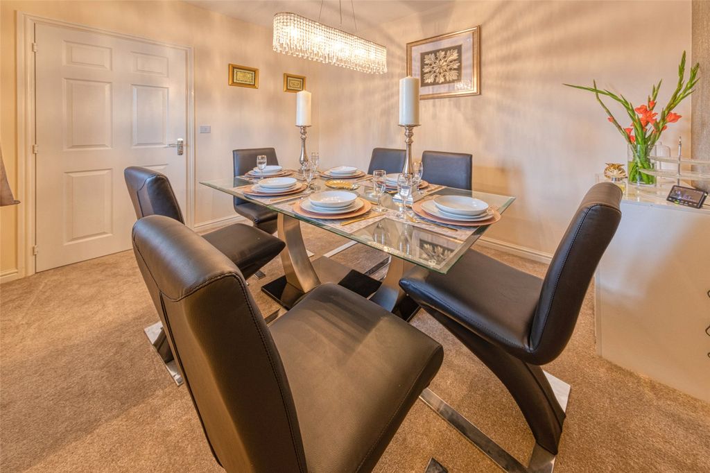 Property photo 3 of 25 Picture No. 02