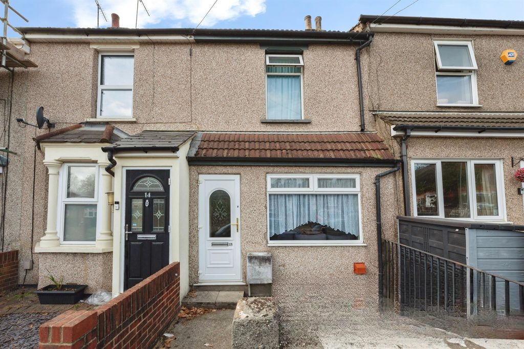Property photo 1 of 15