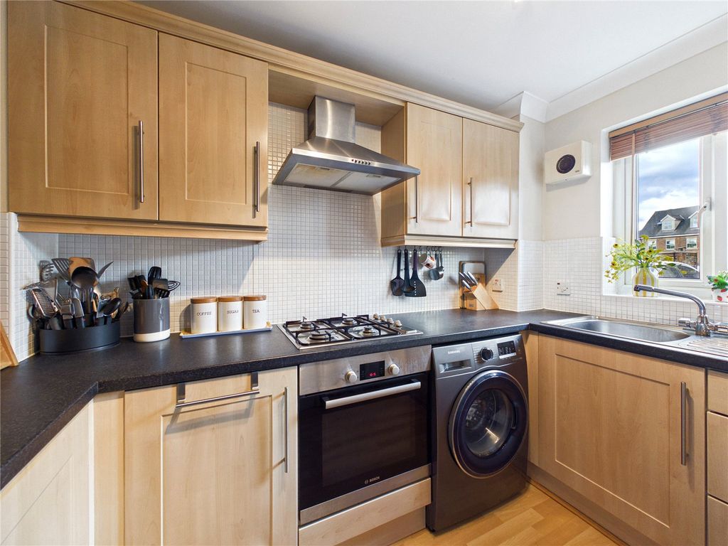 Property photo 3 of 10 Picture No. 04