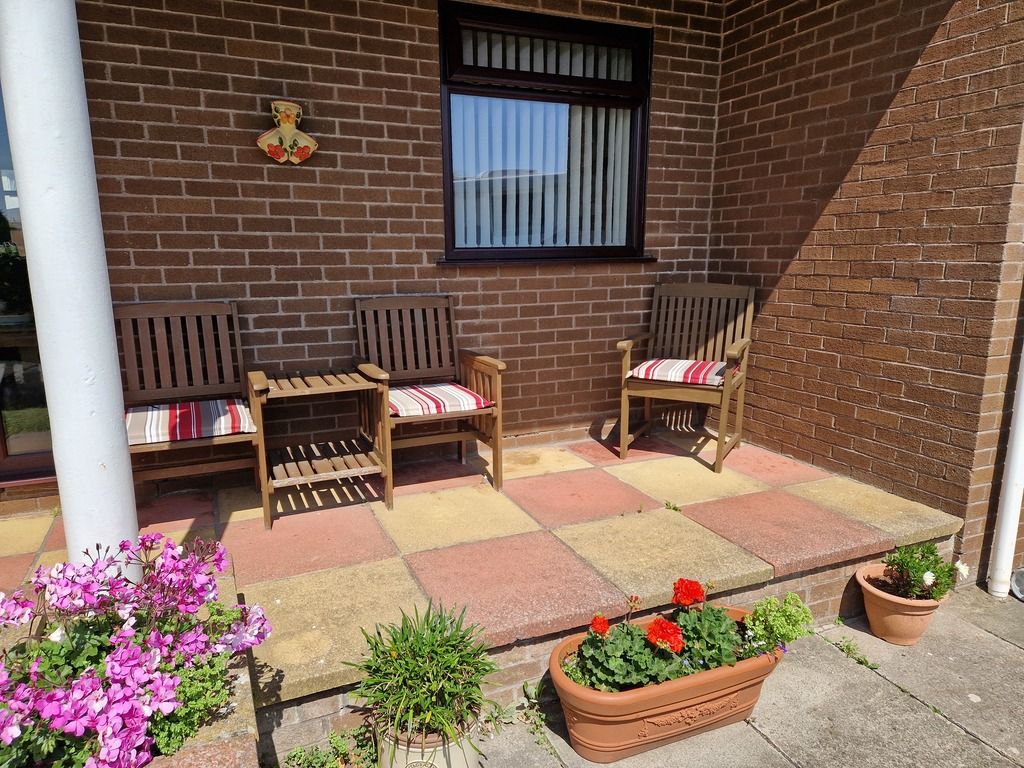 Property photo 3 of 40