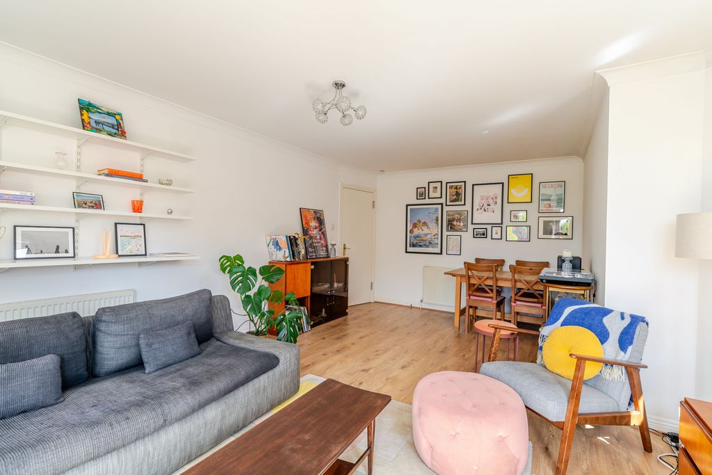 Property photo 3 of 21 Property Image 3