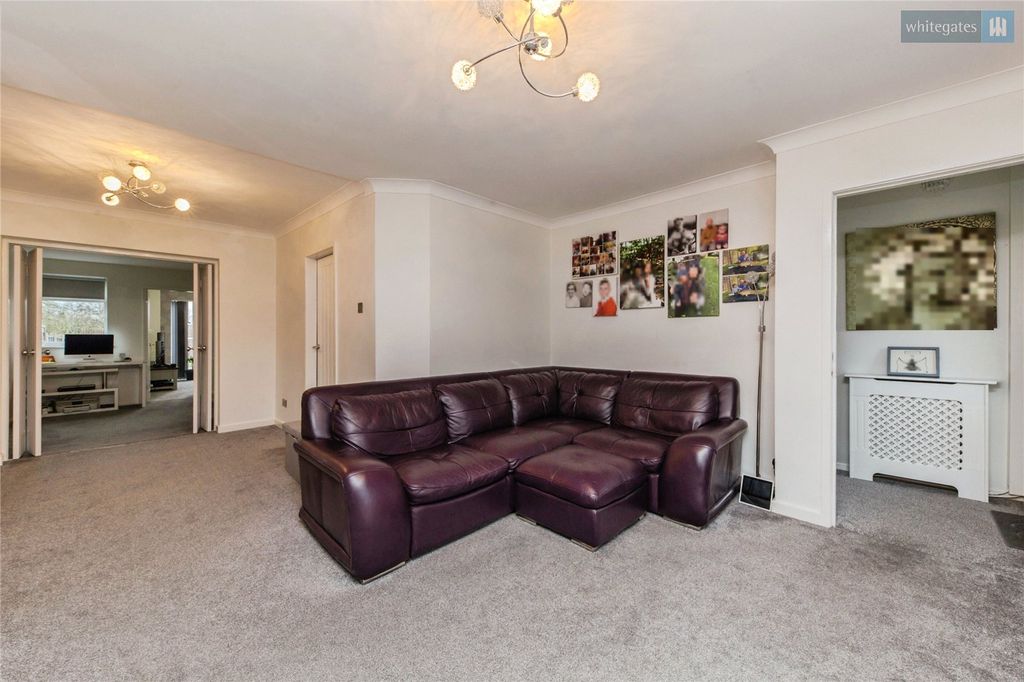 Property photo 3 of 19 Picture No. 03