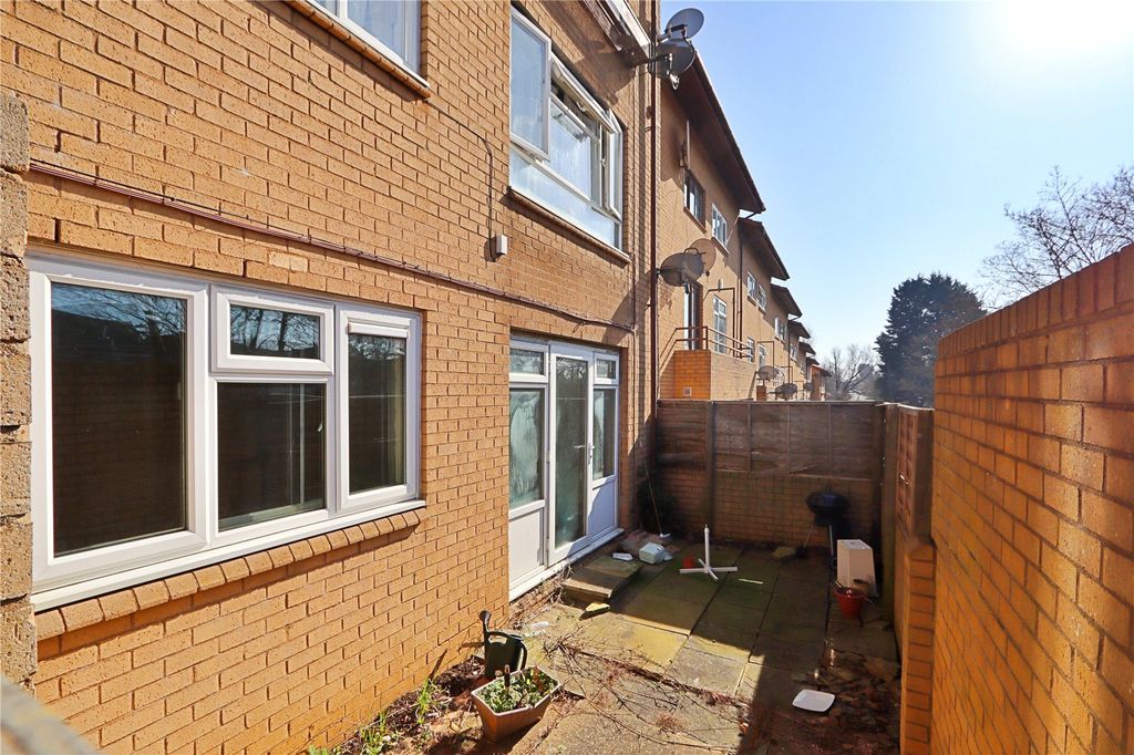 Property photo 2 of 8 Picture No. 08