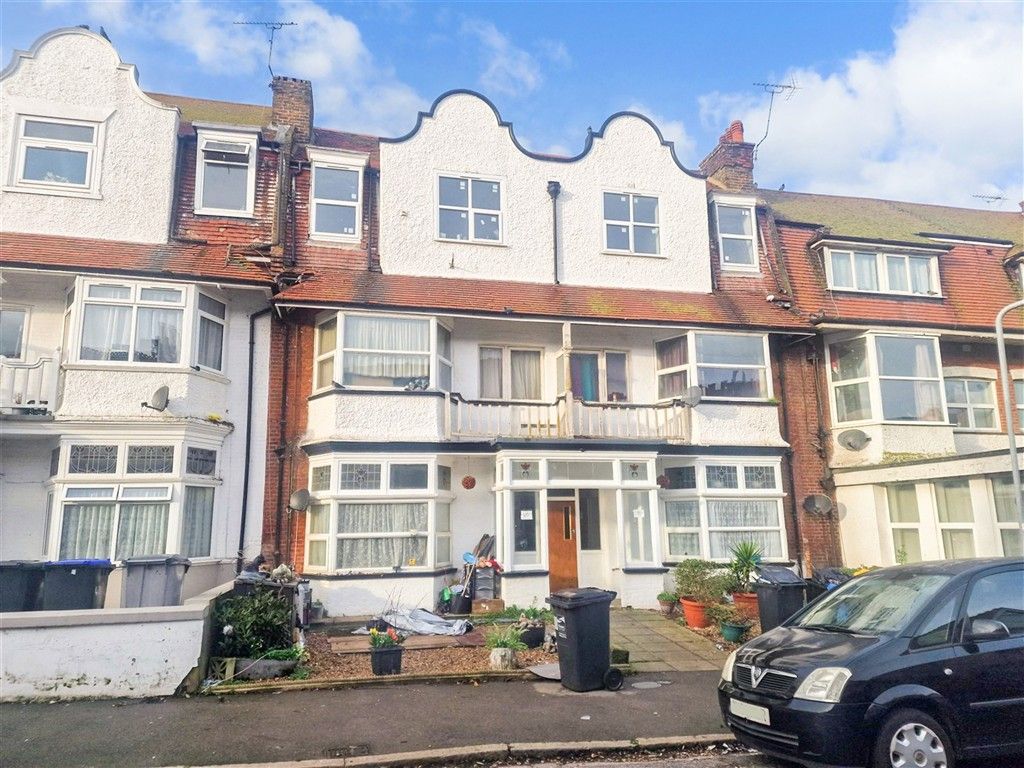 Property photo 3 of 8 Front