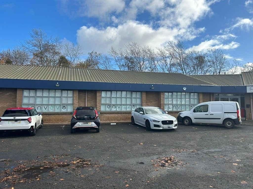 Property photo 1 of 6 Photo 7