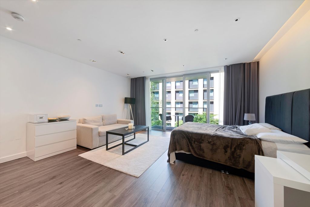 Property photo 2 of 15 Image