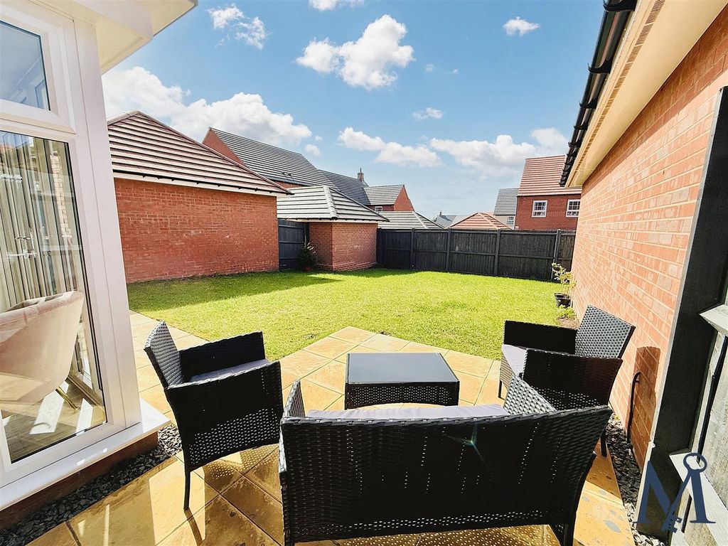 Property photo 3 of 22 Rear Garden