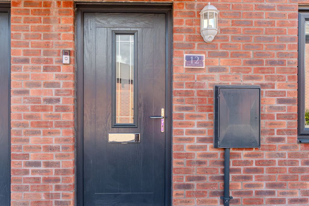 Property photo 2 of 22