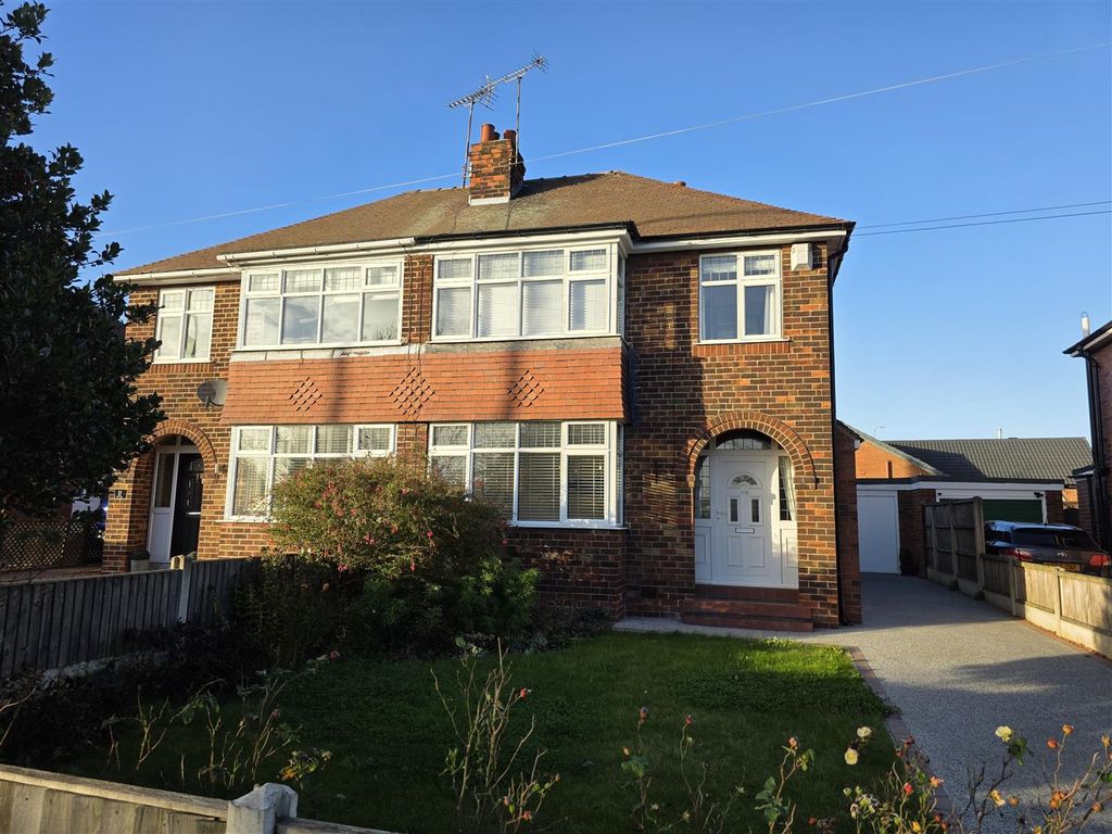 Property photo 1 of 17 1000032214.Jpg