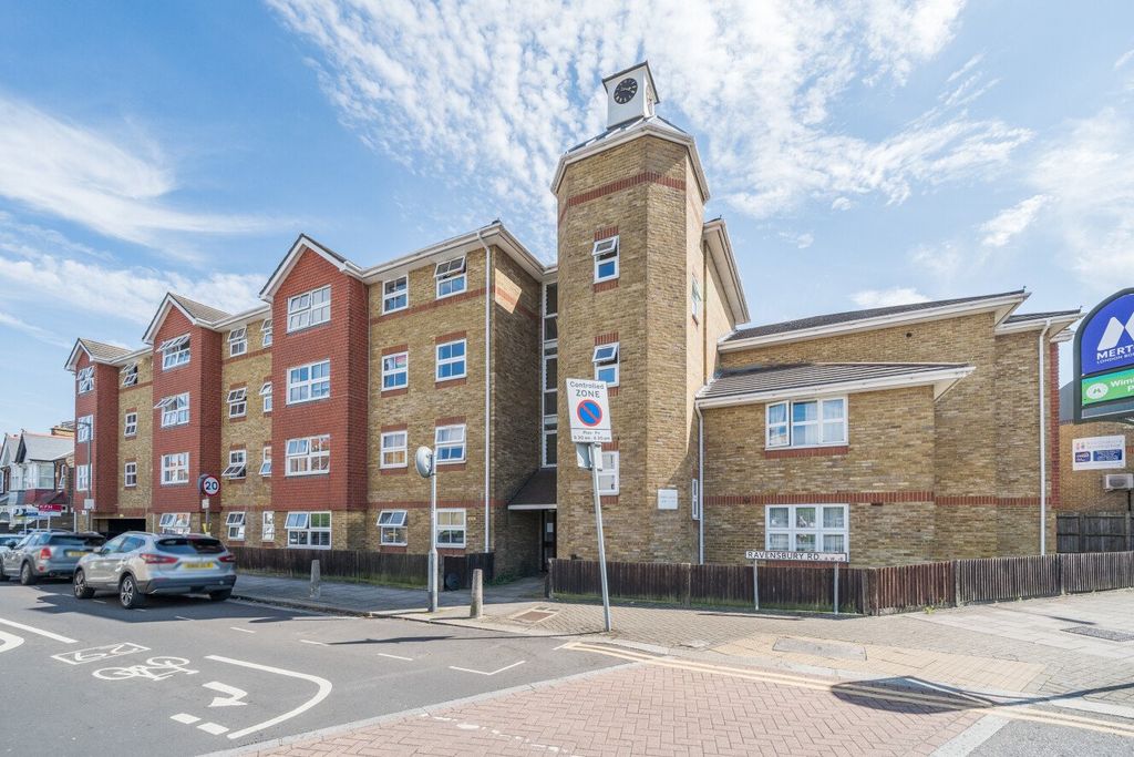 Property photo 3 of 9 Picture No. 44