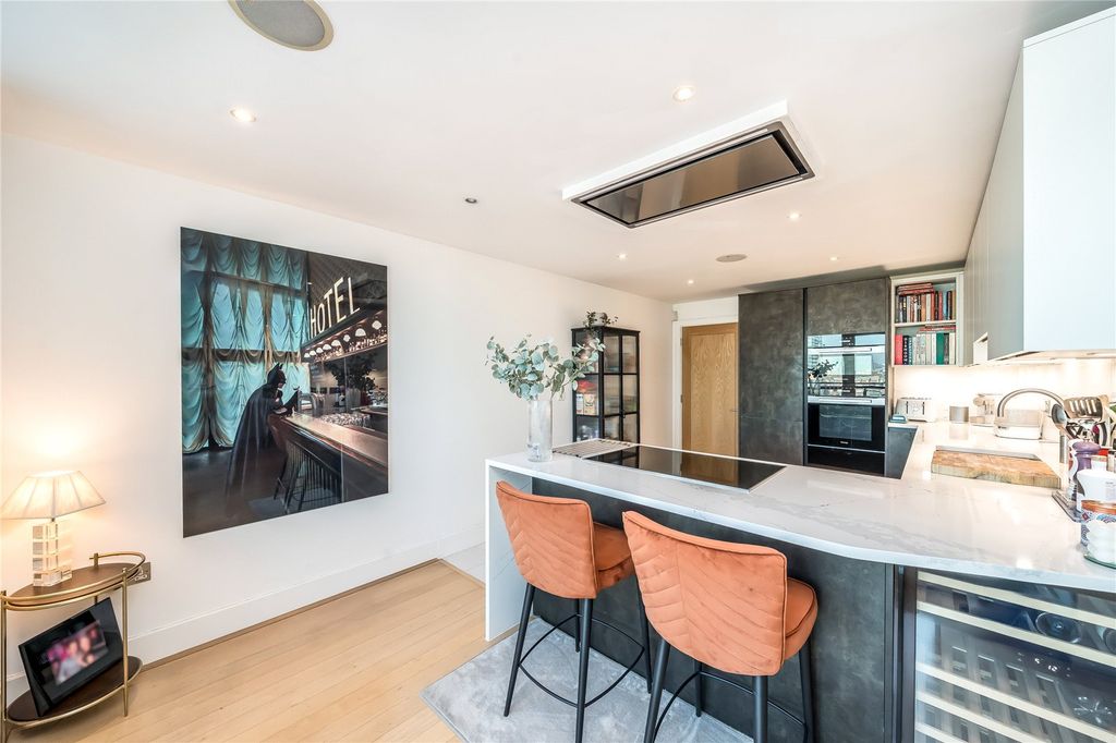 Property photo 3 of 16 Picture No. 36