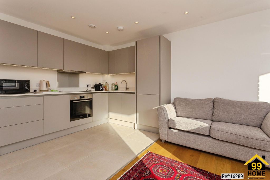 Property photo 2 of 20 Photo 1