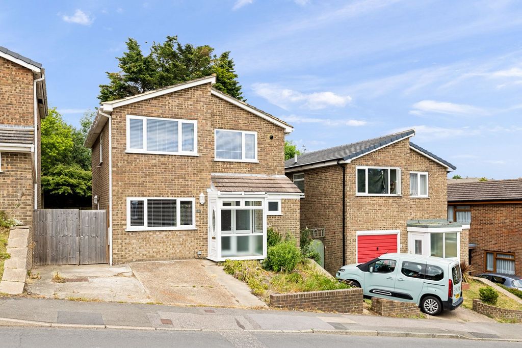 Property photo 1 of 15