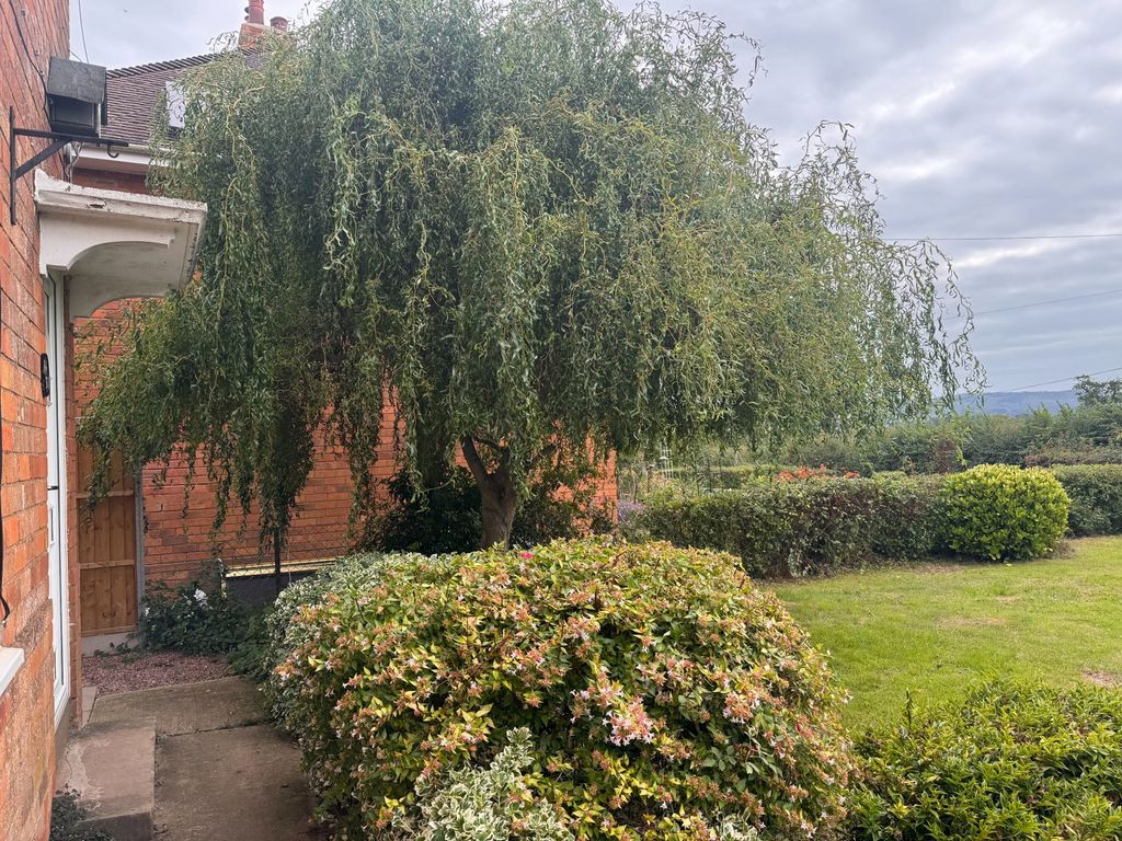 Property photo 3 of 23