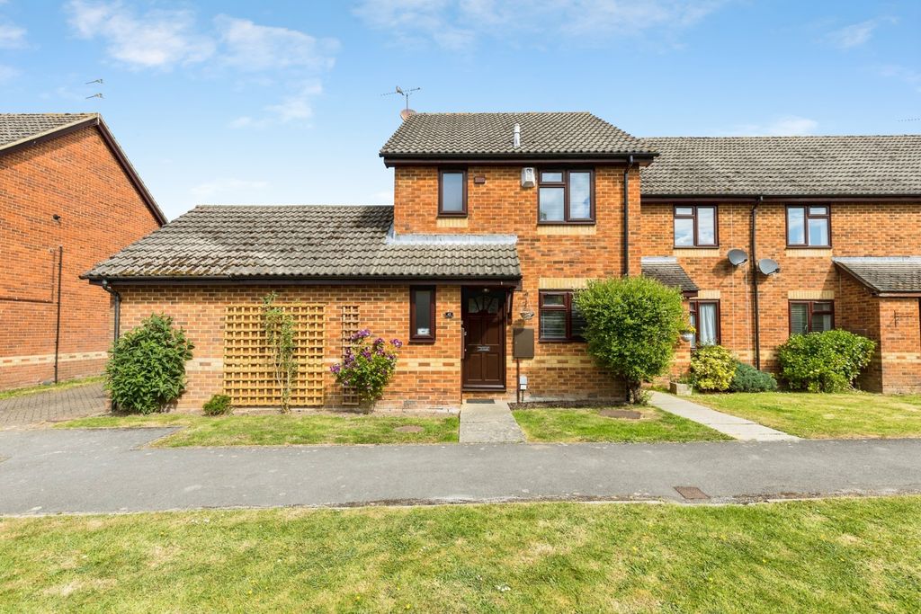 Property photo 1 of 17 Pbox-Img.Jpg