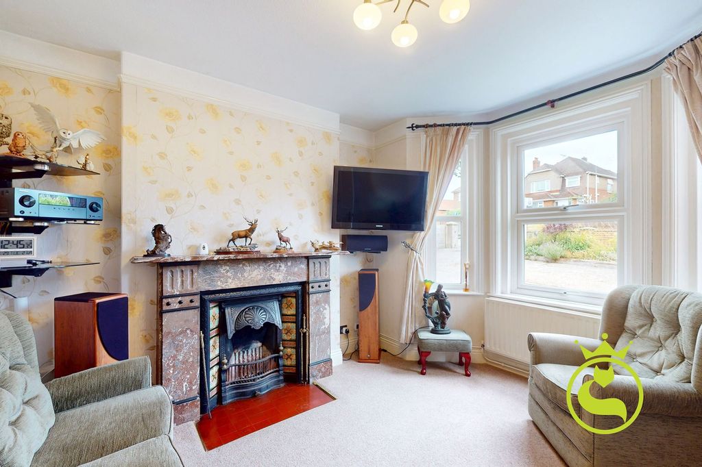 Property photo 3 of 22