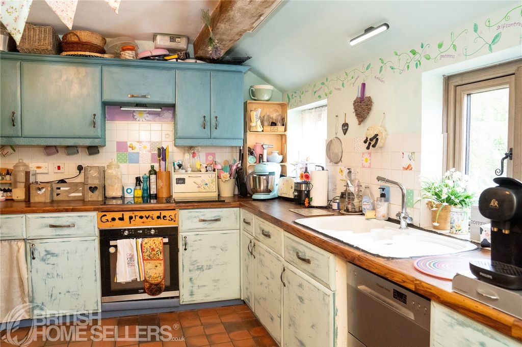 Property photo 3 of 24 Picture No. 22