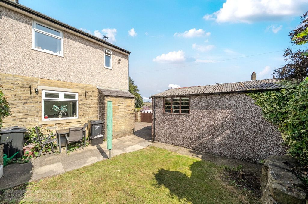 Property photo 2 of 21 Picture No. 10