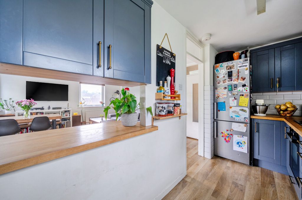 Property photo 3 of 18 1457730-10-6A0464...