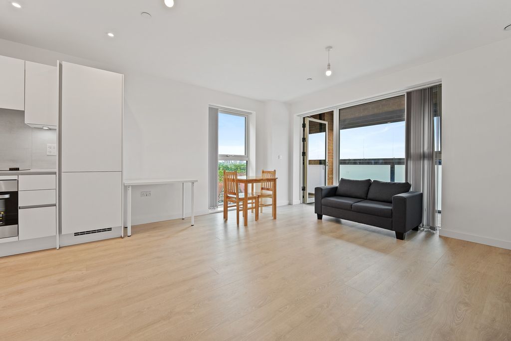 Property photo 1 of 9