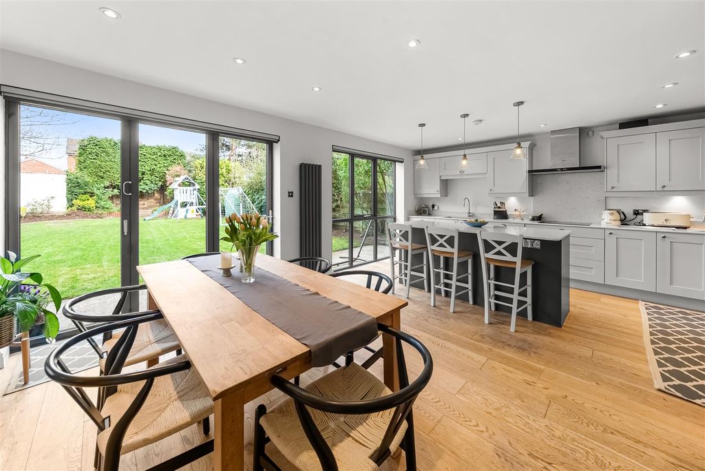 Property photo 2 of 21 Kitchen Diner