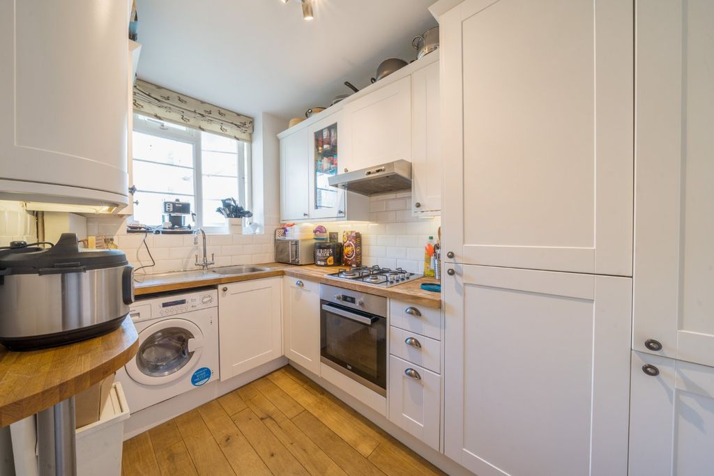 Property photo 3 of 12 Picture No. 05