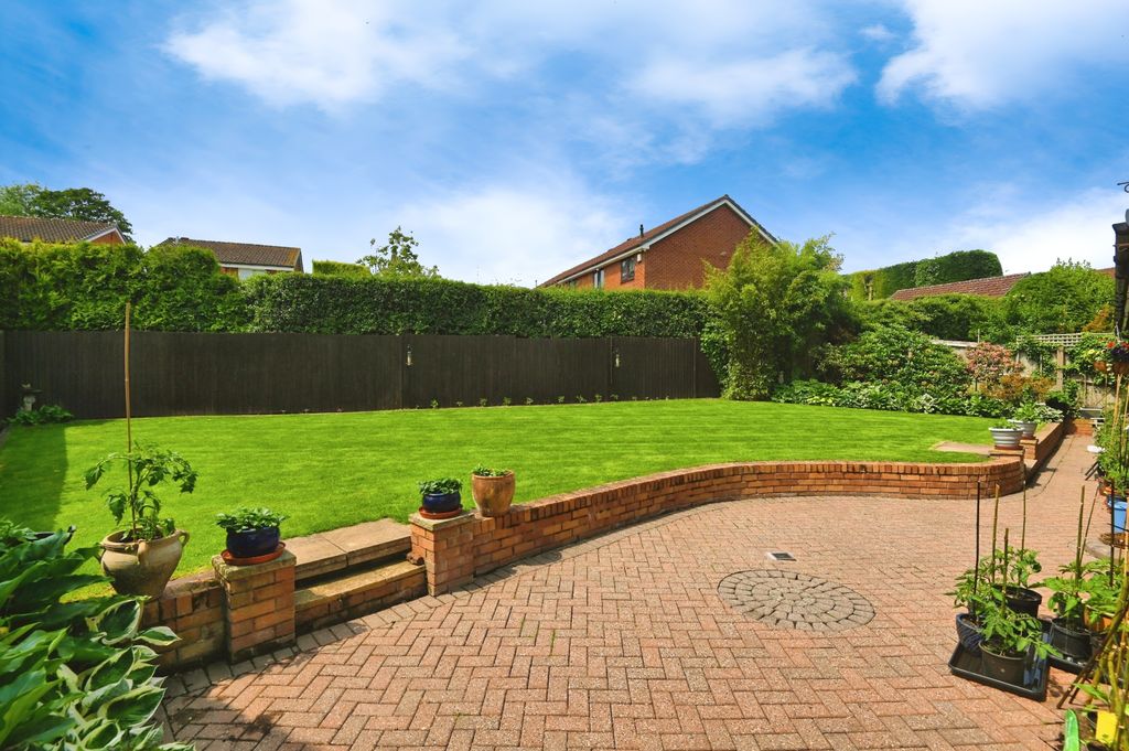 Property photo 2 of 15