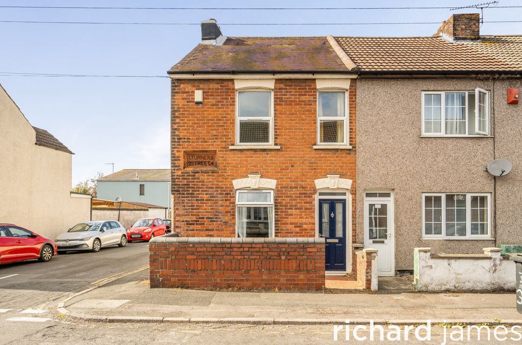 Property photo 1 of 12 7A015A8d3F50421Eaf423983c6685103