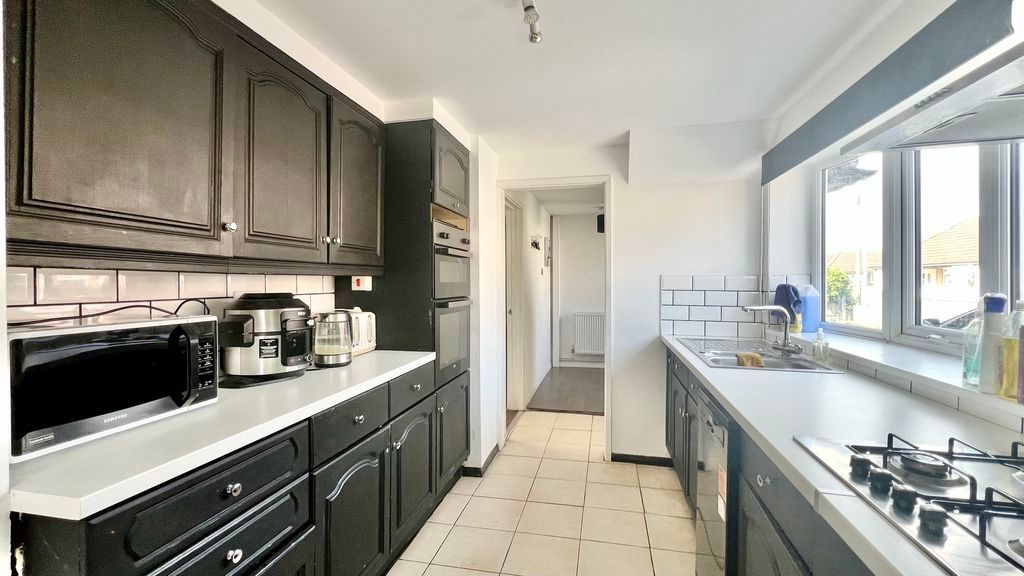 Property photo 3 of 16 Photo 3